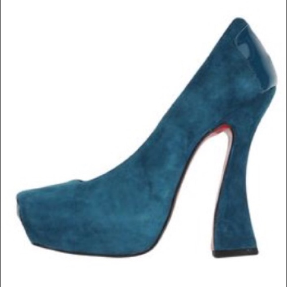 NWT Gino Sentell pump jade funky platform pump